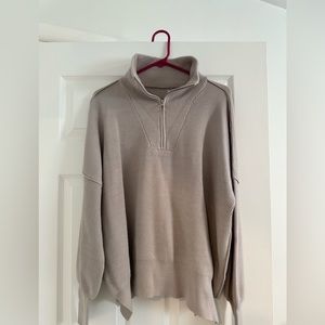 Oversized zip up - medium